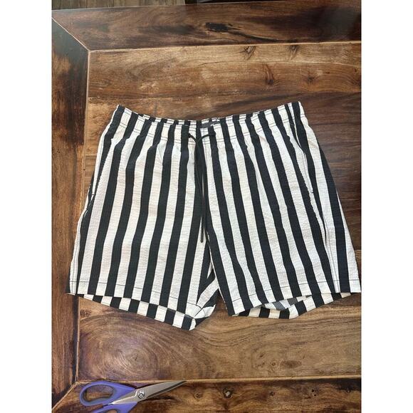 H&M Men's Black & White Striped Print Seersucker Swim Trunks Shorts Size XL - Picture 2 of 6